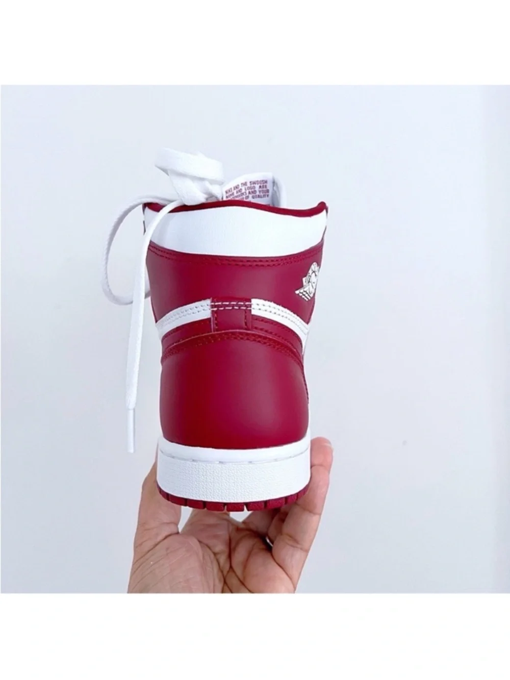 Nike Air Jordan 1 Retro High OG  White & Red Sneakers Men’s 8 / Women’s 9.5